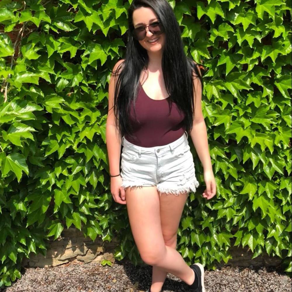 Meet your Posher, Anna